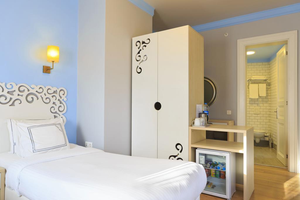 Odda Hotel Истанбул Екстериор снимка